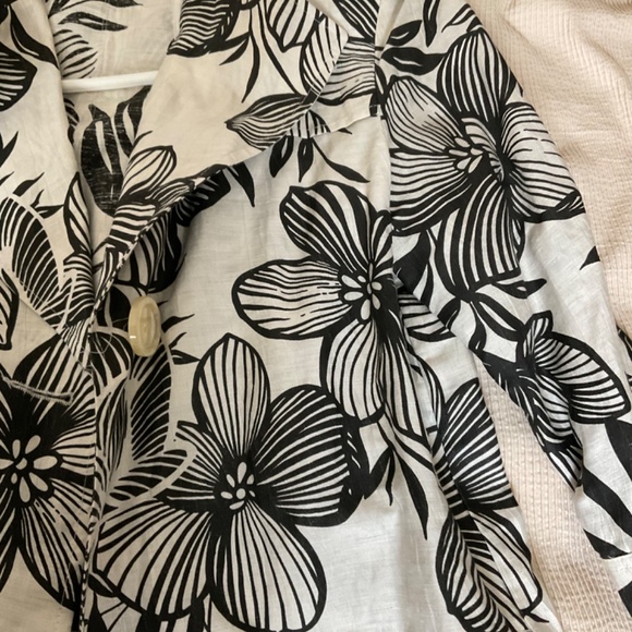 Louben linen coat or jacket. Size 8 - Picture 2 of 8